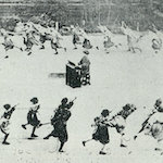 小學校に於ける體操(その二) 行進遊<br>Marching game at Midori Primary School<br>Source: 兒童の衛生, 1921