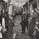 淺草區田中町細民長屋<br>Living condition of Tokyo's poorest residents (<i>saimin</i>) in Asakusa ward<br>Source: 東京市内の細民に關する調査, 1921