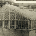 溫室<br>Takechō Primary School: Greenhouse<br>Source: 東京市竹町小学校 復興校舎落成記念写真帳, 1929