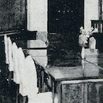 職員室<br>Taimei Primary School staff room<br>Source: 新築落成五十週年記念號 星のかゞやき, 1929
